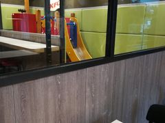 -肯德基(珠峰店)