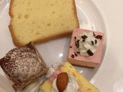 -东方红海鲜百汇(国际大厦店)