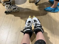 -极限PLAY运动娱乐新世界·团建派对潮玩休闲馆·室内蹦极高空游乐园