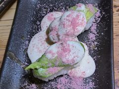 樱花牛油果手握-小川洋风料理(江汉路店)