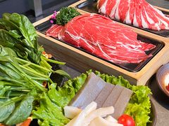 -湊湊火锅·茶憩(杭州湖滨银泰in77店)