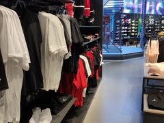 -NIKE品牌体验店(金源新燕莎店)