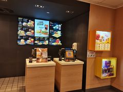 -麦当劳(石坝服务区店)