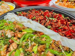 -辣小妮de川菜馆(红旗Mall店)