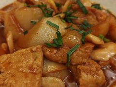萝卜烧老豆腐-老季市(康宁路店)