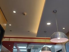 -达美乐比萨(南京路店)