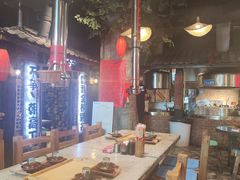 -破瓦寒窑·地摊烤羊排