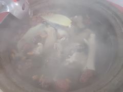 -花苑美食横琴生蚝火锅(拱北粤华路店)