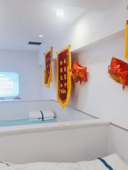 -蕾特恩专业祛痘·皮肤管理