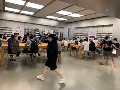 -Apple零售店(深圳益田假日广场店)