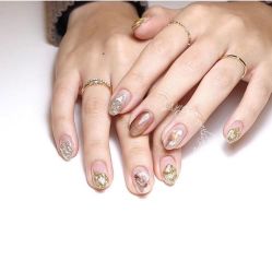 -摩睫+皮肤管理·科学美容中心