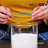 谁会这样子做？家里边的调料分量把的死死的