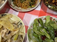 -老方桌烂蹄花川菜馆(九龙坡店)