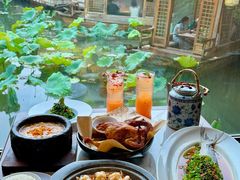 -绿茶餐厅(龙井船宴· 品牌总店)