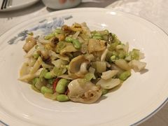 鲍片毛豆炒春笋-山外山菜馆(玉泉路店)