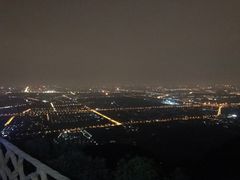 -鬼笑石后山停车场