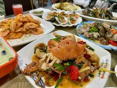 -潘先生平价海鲜城(神州半岛店)