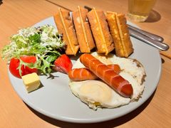-Lia Cafe Bar Restaurant松山咖啡屋