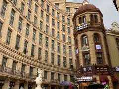 -鲁邦国际风情街(麦世达韩国精品百货店)