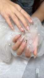 -UN·桃喜日系美睫美甲