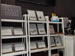 -宝捷星宝马·奔驰·保时捷专修·特斯拉钣喷中心(宝安店)