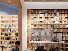 -猫的天空之城概念书店(印象城购物中心店)