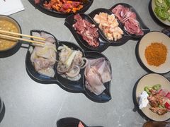 -啊美丽炭火烤肉(滑翔一店)