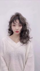 -Hello Lady发型设计