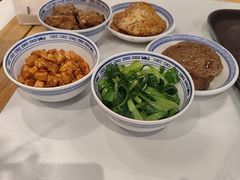 -鲁达面馆本帮风味(共康东路店)