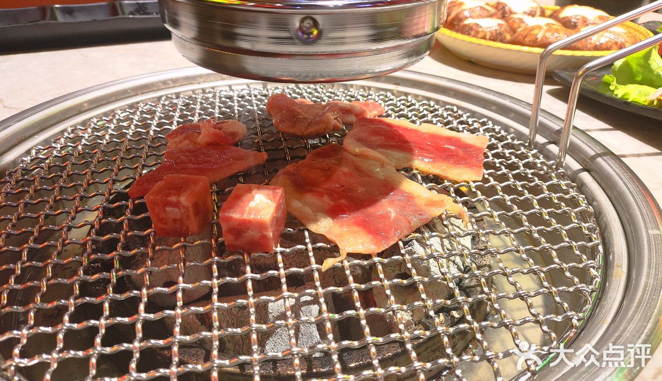 大口吃肉的感觉实在太妙了！