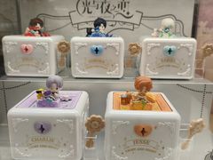 -泡泡玛特POPMART(黄岛新城吾悦店)