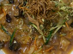 肉冒拉皮-天添纸包鸡家常菜