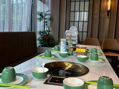 -润园四季椰子鸡火锅(卓越INTOWN店)