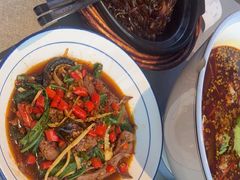 -有红鸡毛店·川菜(建设路店)