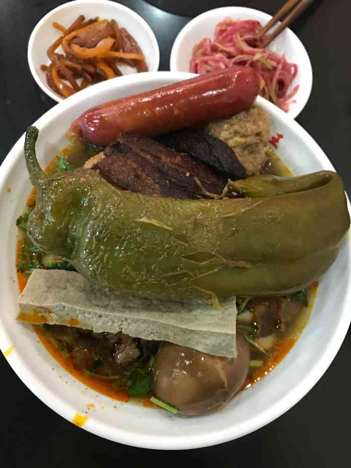 东关削面王(南环路店)-"探店94东关削面王94猪肉刀削面在明.