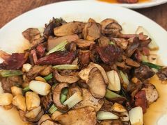 -小喜客·云南特色菜(纳西庭院店)
