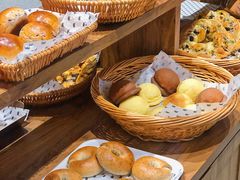 -沁屋面包店(人民东路店)
