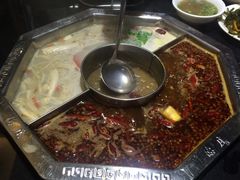 -重庆德庄火锅(体育中心店)