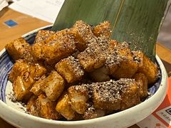 -包整·丝娃娃(一览甲秀楼风景店)