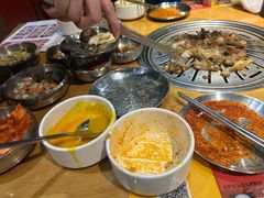 -老炉家木炭烤肉(长江国际店)