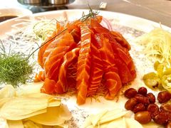 捞起三文鱼-六婶西关小厨(光塔路店)