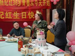 -皇宫大酒店