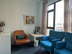 -乐天心晴·专业心理咨询(徐汇店)