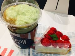 牛油果奶昔-Coffee@Works(仁川国际机场店)