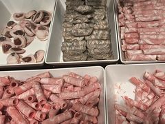 -金滏山烤肉·海鲜·火锅自助餐厅(襄阳万达店)