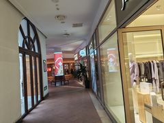 -枫叶小镇奥特莱斯