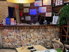 -何师烧烤·香辣蟹·川菜·30年老品牌(太古里旗舰店)