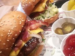 -The Habit Burger Grill 哈比特汉堡(复兴soho店)