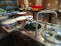 -月色西餐厅·海鲜刺身·烧烤(科学城保利郡雅酒店)