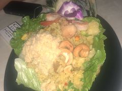 海鲜菠萝饭-早安曼谷泰国餐厅